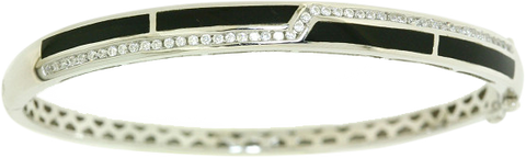 BLACK ONYX BANGLE