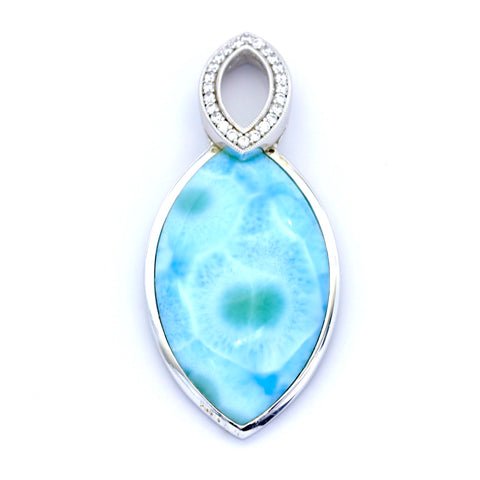 STUNNING LARIMAR OVAL PENDANT