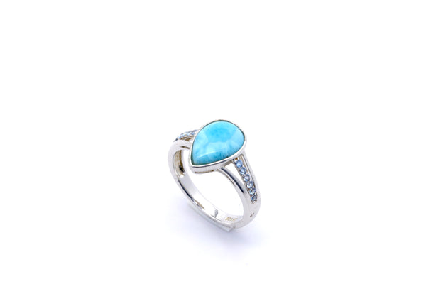 GORGEOUS PEAR SHAPE LARIMAR RING