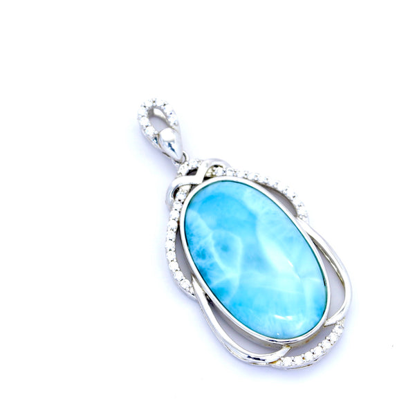 STUNNING LARIMAR OVAL PENDANT