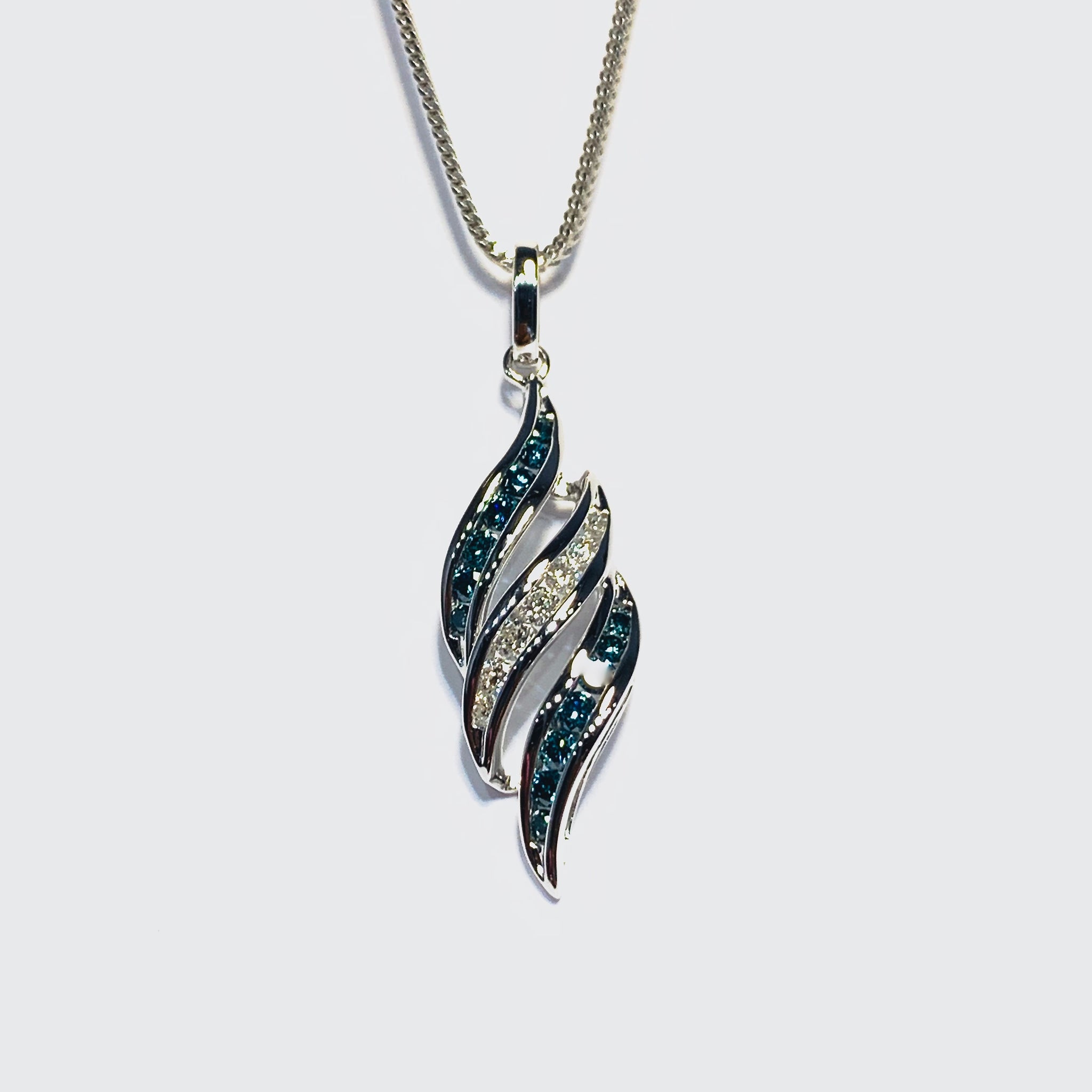 BLUE DIAMOND PENDANT