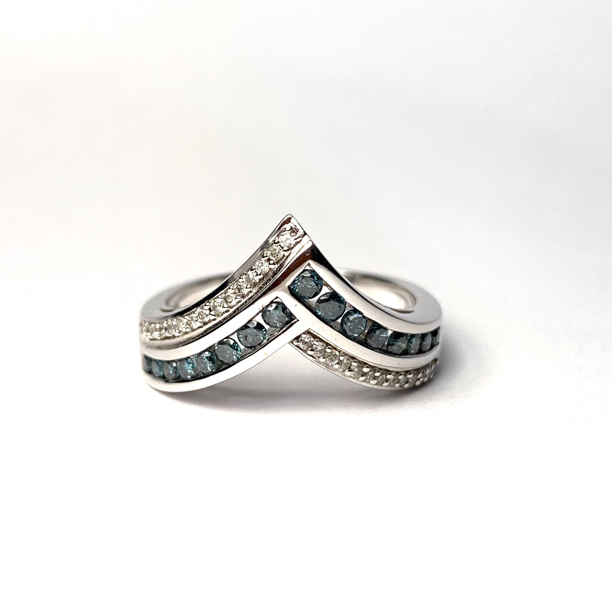 BLUE DIAMOND RING