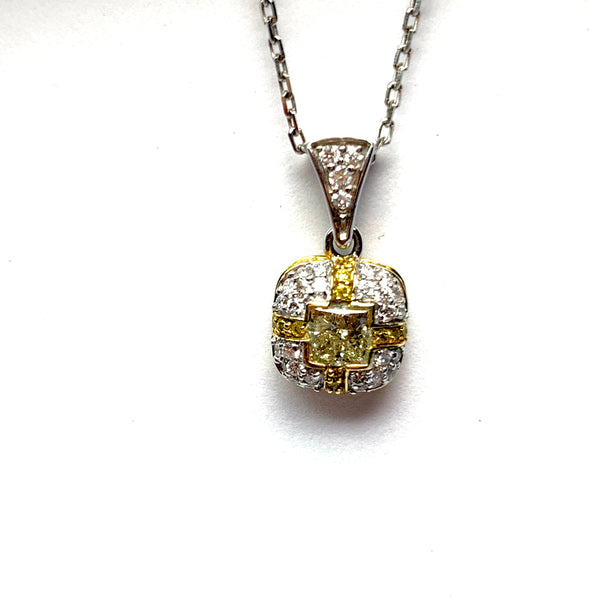 NATURAL YELLOW DIAMOND PENDANT