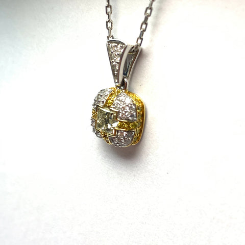 NATURAL YELLOW DIAMOND PENDANT