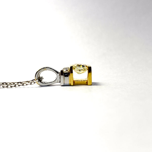 NATURAL YELLOW DIAMOND PENDANT