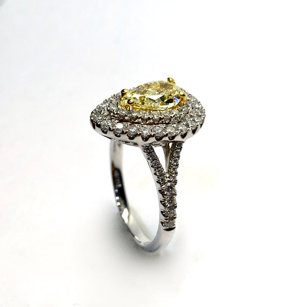 NATURAL YELLOW DIAMOND RING
