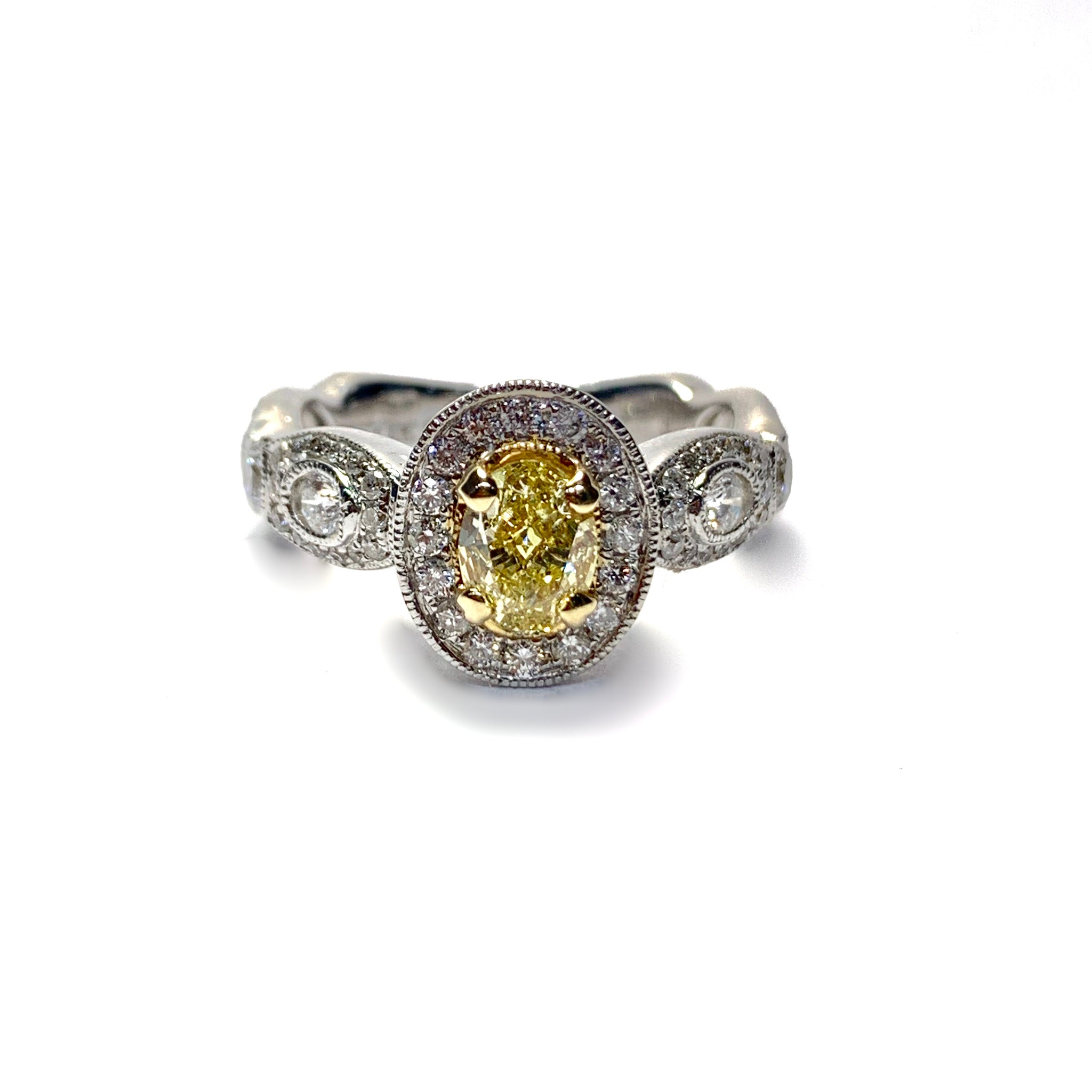 NATURAL YELLOW DIAMOND RING