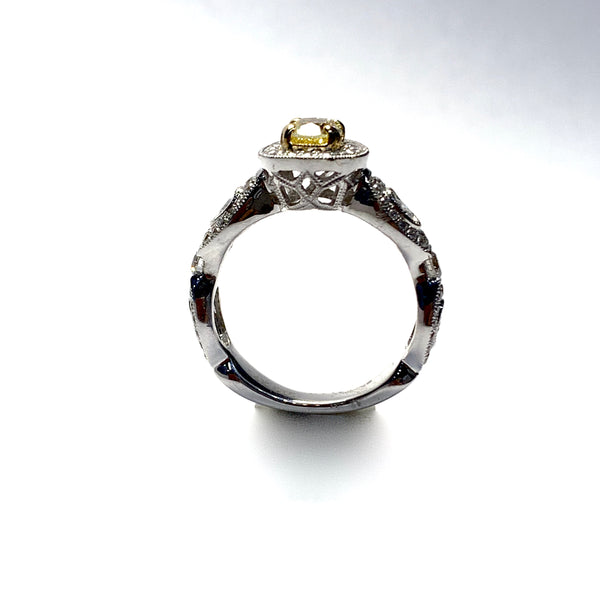 NATURAL YELLOW DIAMOND RING