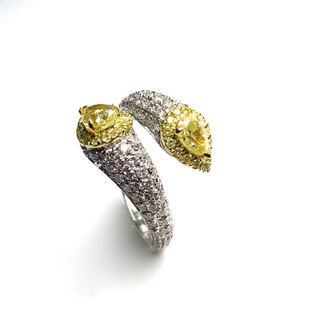 NATURAL YELLOW DIAMOND RING