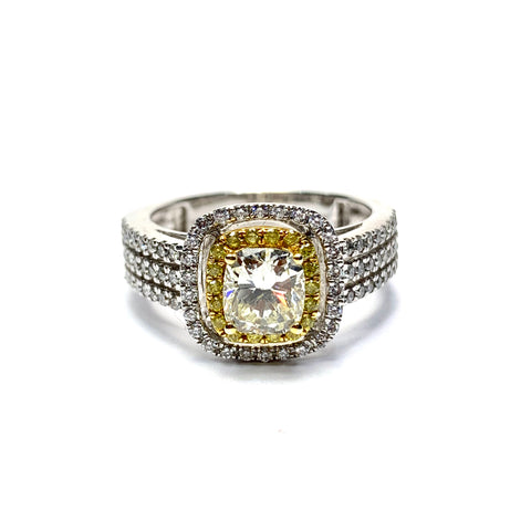 NATURAL YELLOW DIAMOND RING