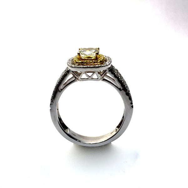 NATURAL YELLOW DIAMOND RING