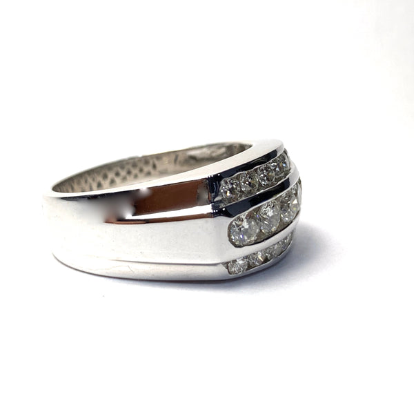 MEN’S DIAMOND RING