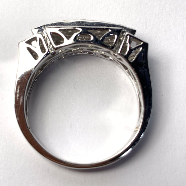 MEN’S DIAMOND RING