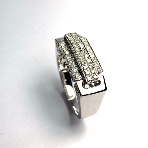 MEN’S DIAMOND RING