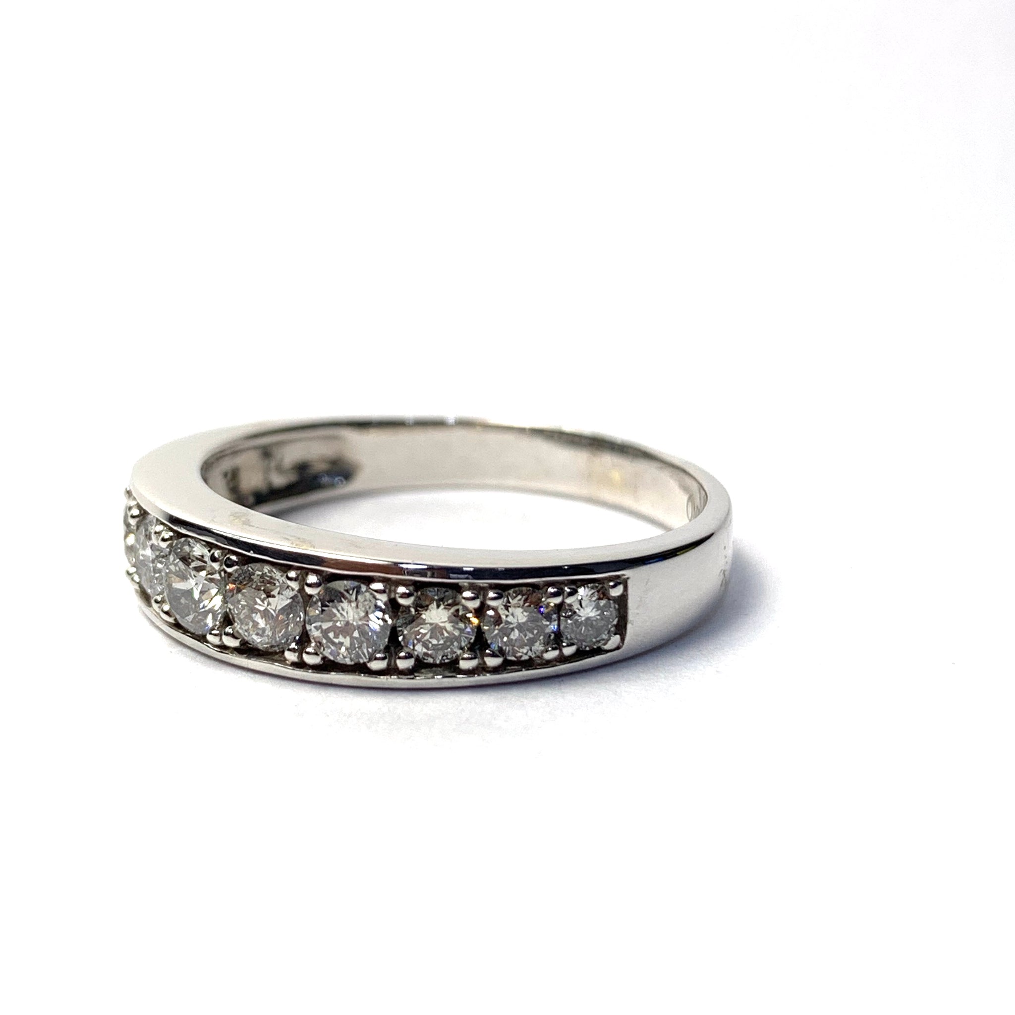 MEN’S DIAMOND RING