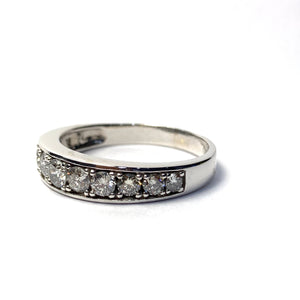MEN’S DIAMOND RING