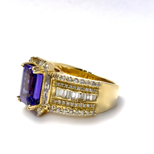 TANZANITE RING