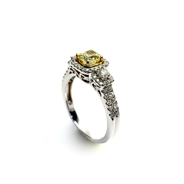 NATURAL YELLOW DIAMOND RING