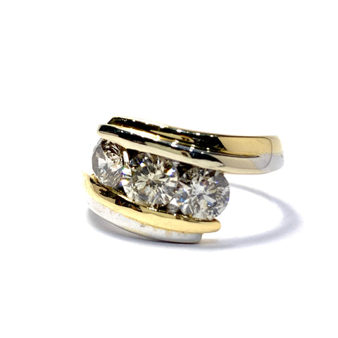 TWO TONE DIAMOND RING