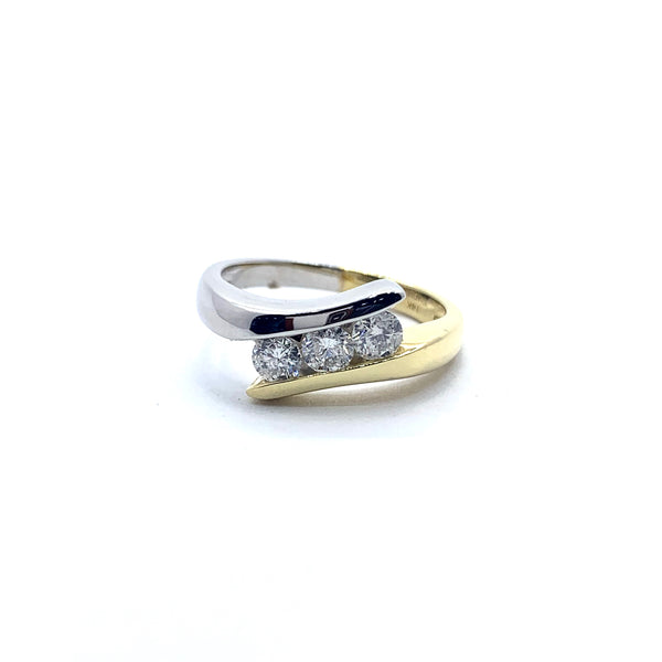 TWO TONE DIAMOND RING