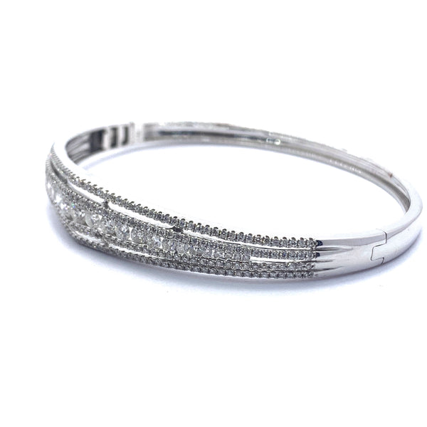 DIAMOND BANGLE BRACELET