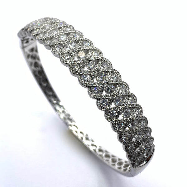 DIAMOND BANGLE BRACELET