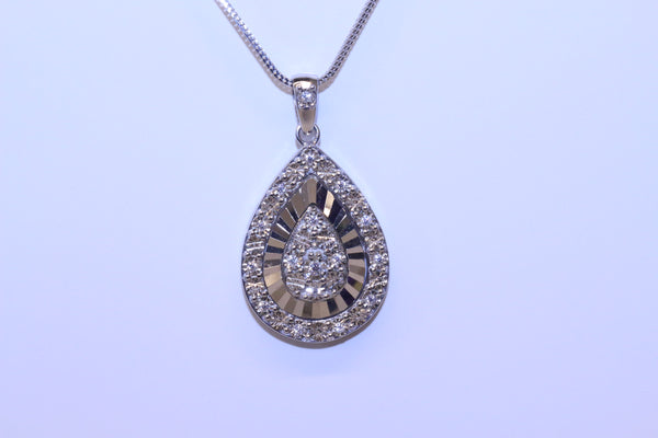 DIAMOND PENDANT IN STERLING SILVER