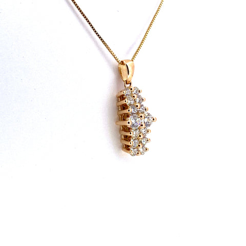 WHITE DIAMOND PENDANT