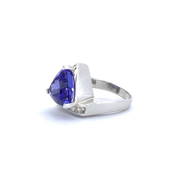 TANZANITE RING