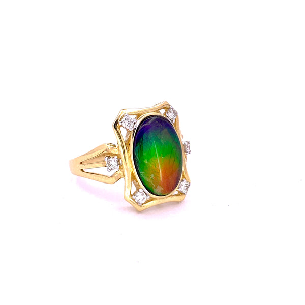 OVAL SHAPE AMMOLITE AND DIAMOND RING