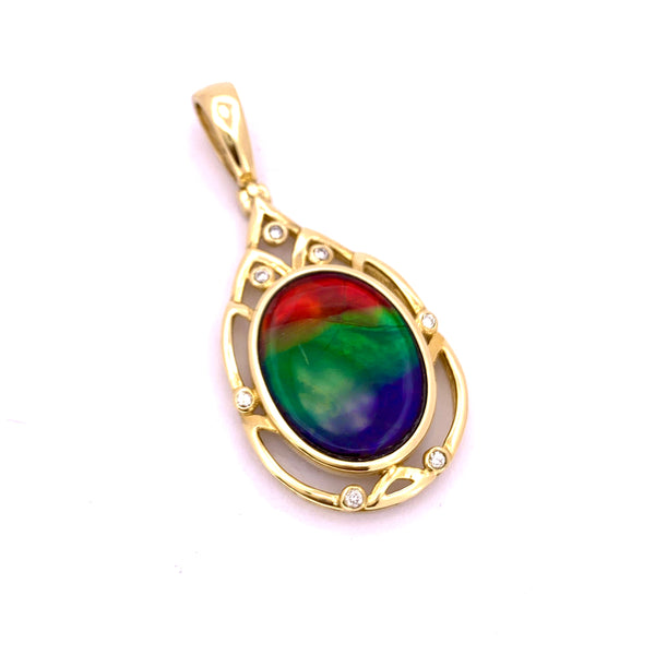 OVAL SHAPE AMMOLITE AND DIAMOND PENDANT