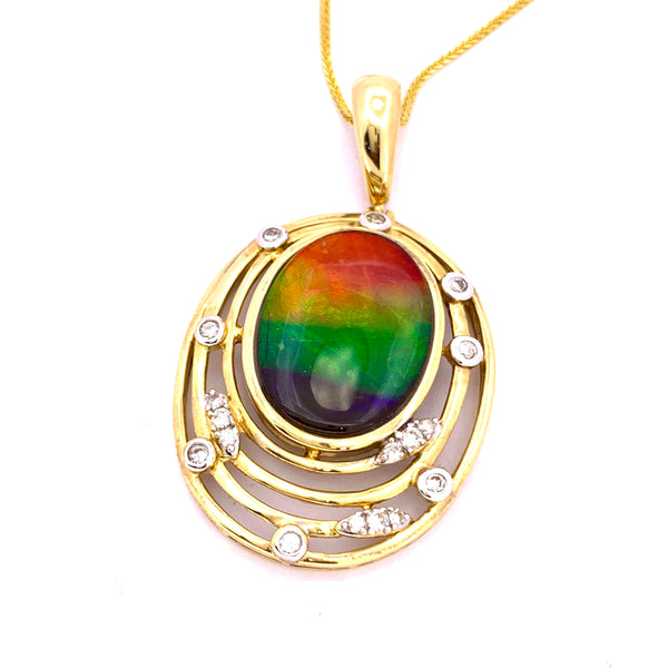 OVAL SHAPE AMMOLITE AND DIAMOND PENDANT